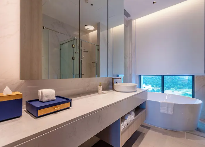 S Sriracha Hotel & Residence