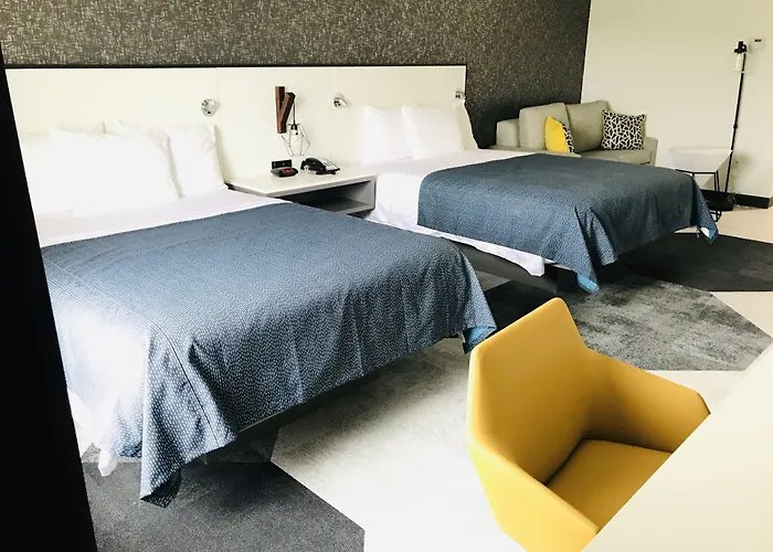 Hy-Lo Hotel