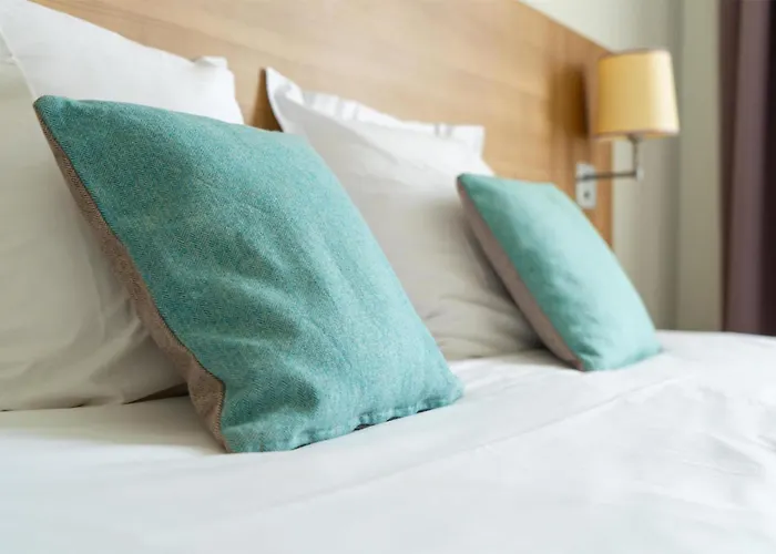 Best Western Rives de Paris La Defense