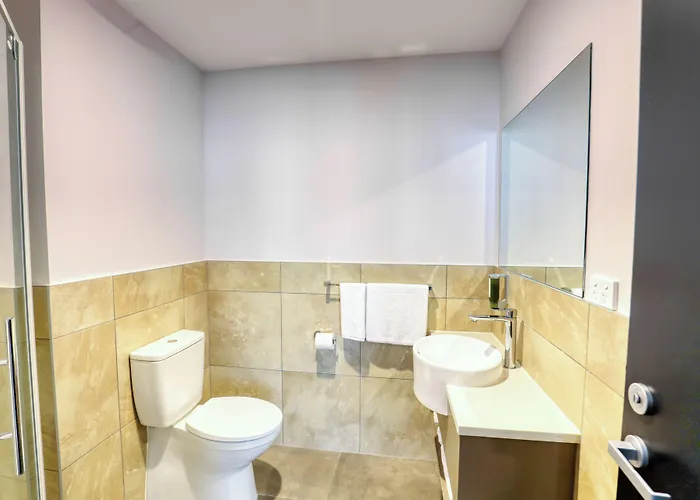 Marsden Suites Albany
