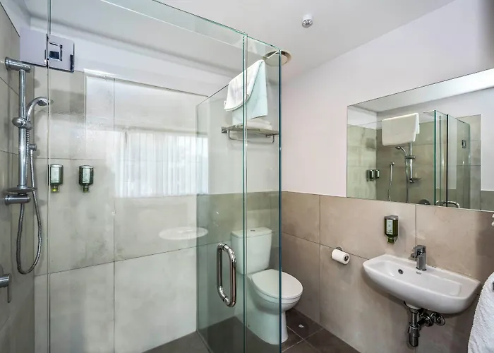 Marsden Suites Albany