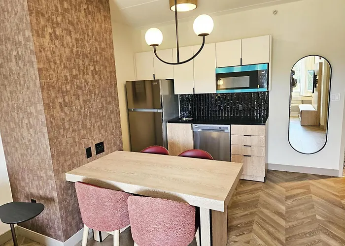 Sonesta Simply Suites Nanuet