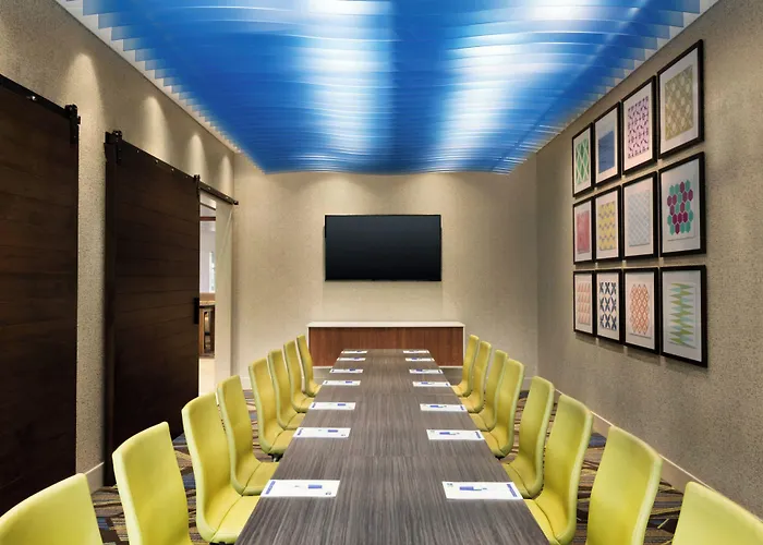 Holiday Inn Express - Alliance By Ihg