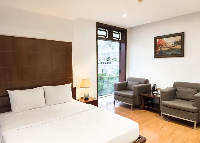 Hoang Yen Hotel Near Secc - Phu My Hung Ho Chi Minh City