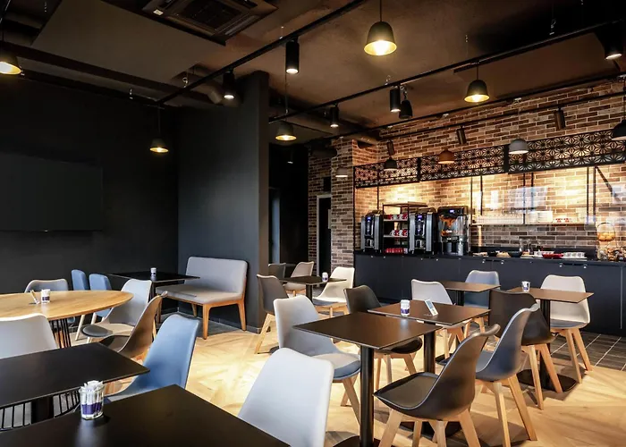 Ibis Styles Valenciennes Petite Foret