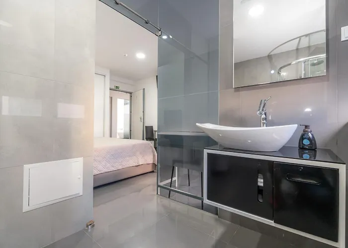 Ergosuites