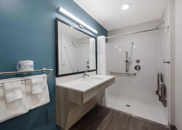 Woodspring Suites Wixom - Novi