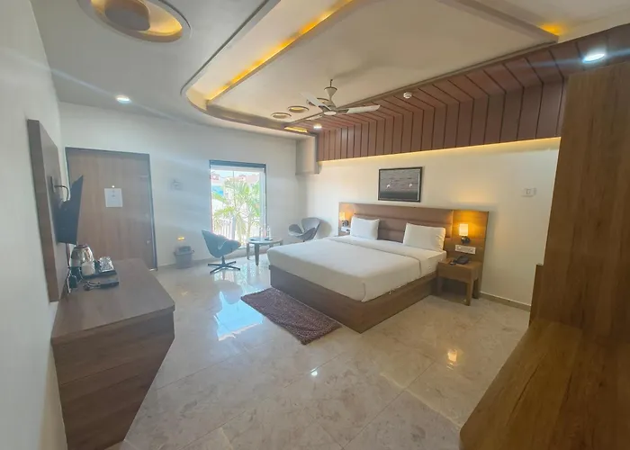 Flamingo Club And Resort Una 3 Km Away From Diu Check Post