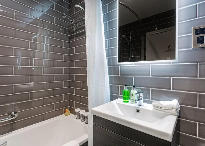 The Wynnstay Hotel, Oswestry, Shropshire - The Coaching Inn Group