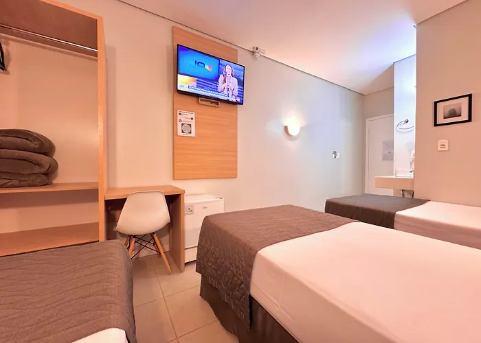 Igaras Hotel - Centro de Otacílio Costa, 49km de Lages