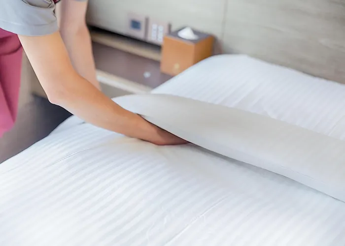 Green World Triple Beds