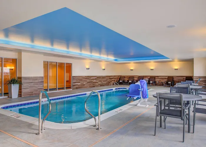 Fairfield Inn & Suites By Marriott St. Louis Westport