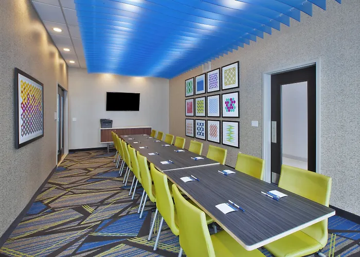 Holiday Inn Express - Auburn Hills South By Ihg