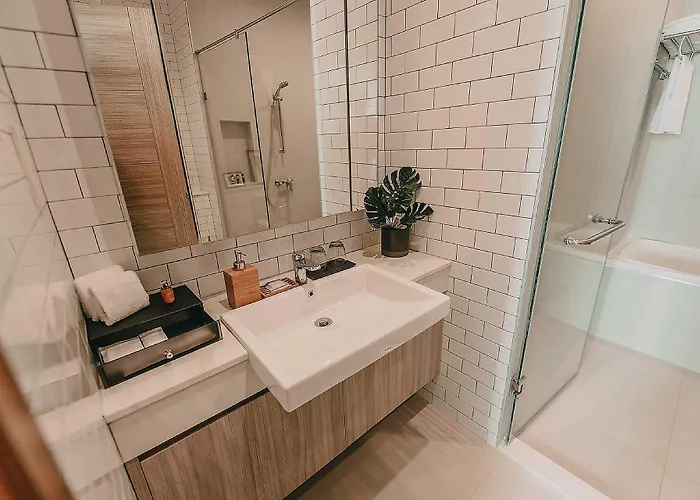 Oakwood Hotel & Residence Sri Racha