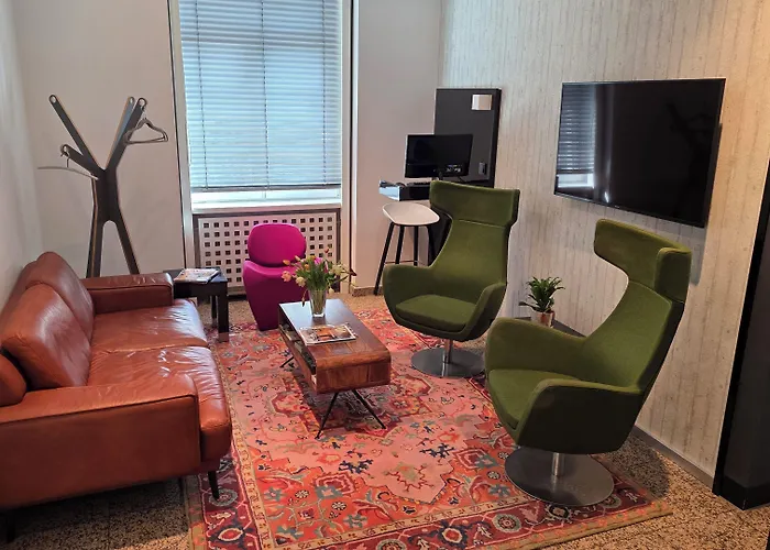Hotel Cristall - Frankfurt City