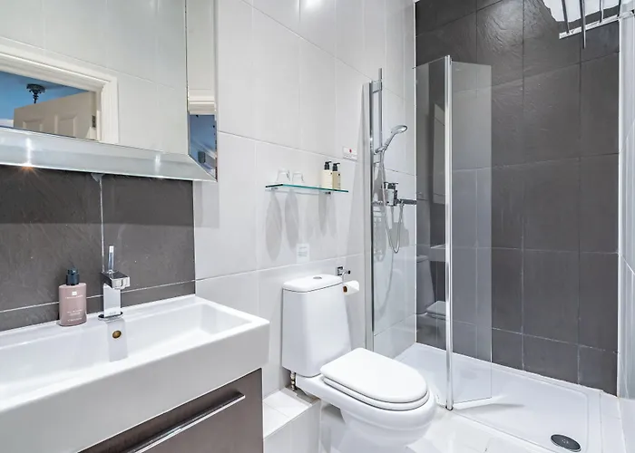 Strozzi Palace Suites By Mansley