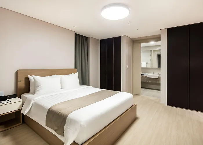 Golden Tulip Incheon Airport Hotel