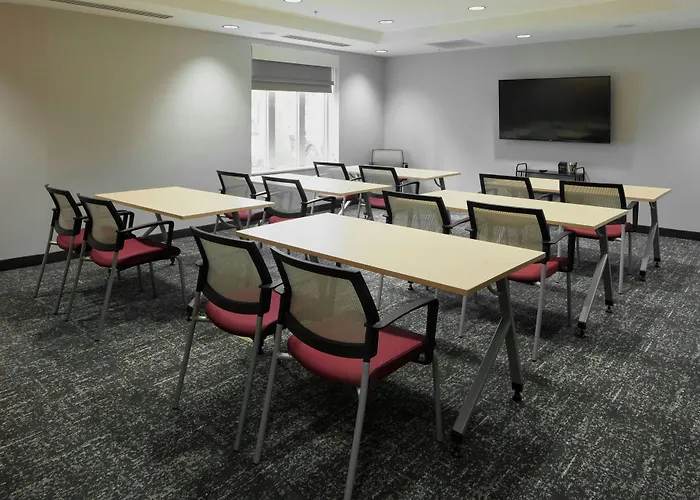 Towneplace Suites By Marriott Fort Myers Estero