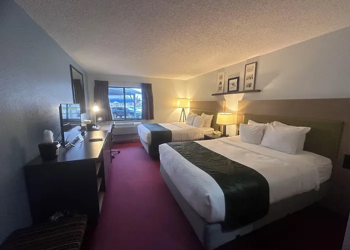 Pictured Rocks Inn And Suites