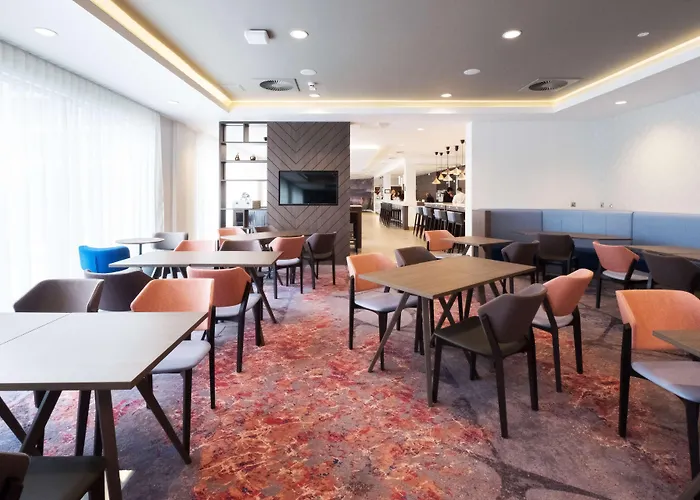 Hampton By Hilton Aberdeen Airport