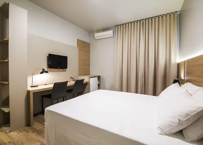 Jr Hotel