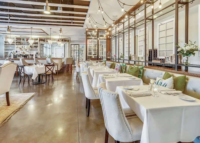Waterline Villas & Marina, Autograph Collection