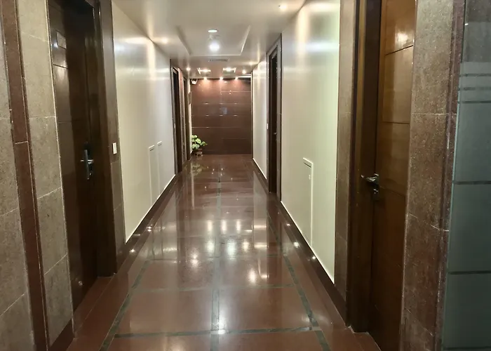 Hotel Leela Grande