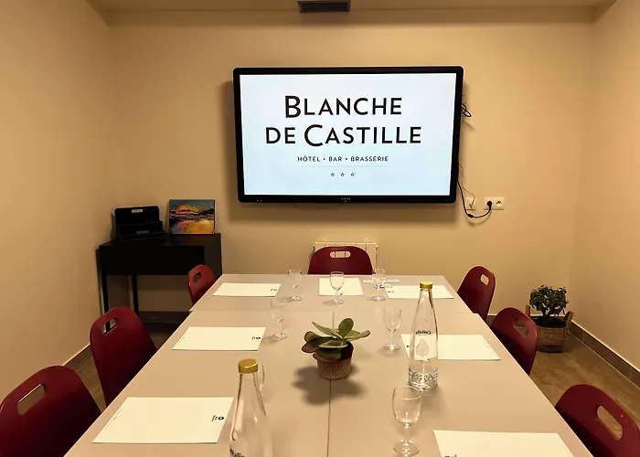 Best Western Blanche de Castille Dourdan