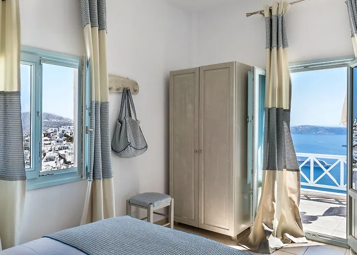 Blue Dolphins Apartments