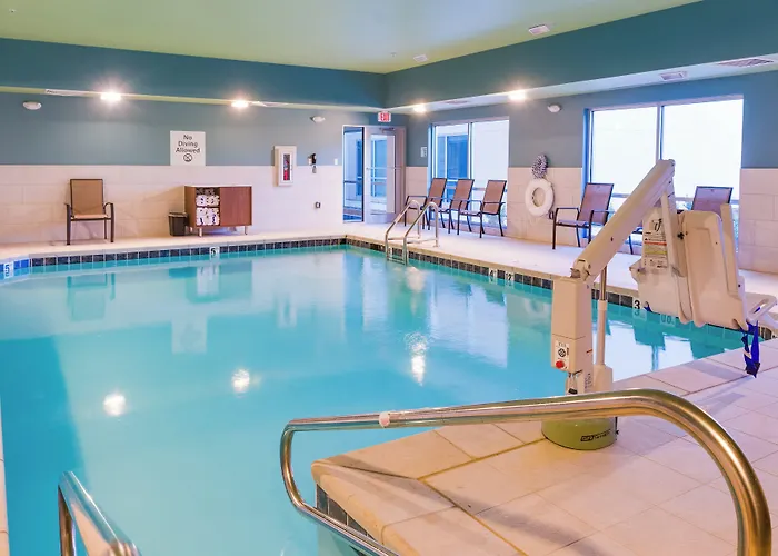 Holiday Inn Express & Suites Russellville By Ihg