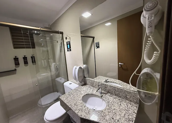 Master Gold Hotel Express