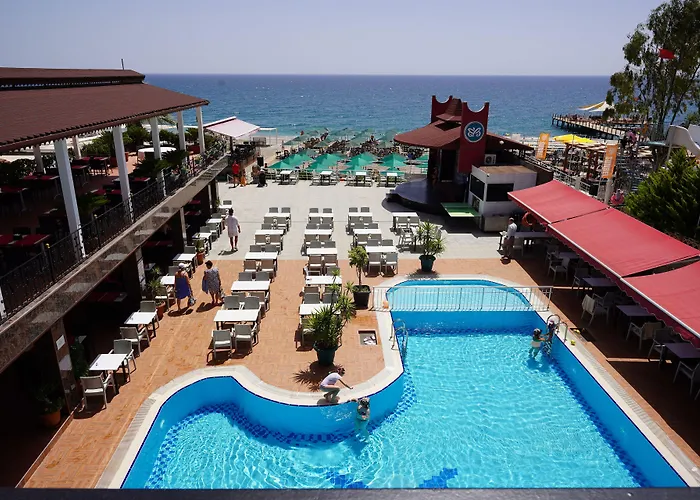 Aleria Belport Beach Hotel