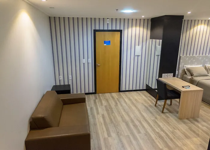 Arrey Executive Hotel