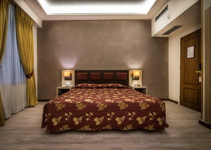 Rex Hotel