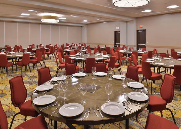 Crowne Plaza Shenandoah - Woodlands Area By Ihg