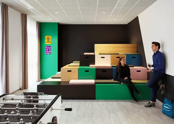 The Social Hub Paris La Defense