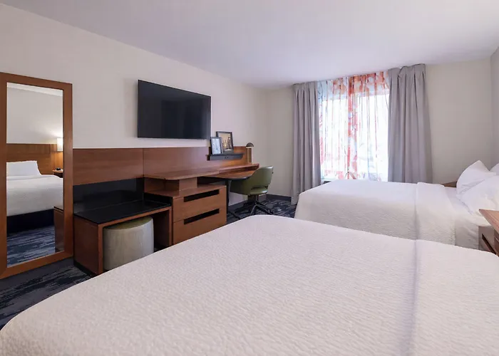 Fairfield Inn & Suites By Marriott East Grand Forks