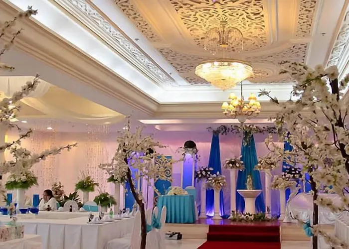 Royal Garden Hotel