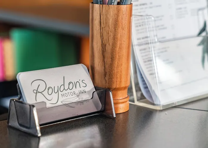 Roydons Motor Inn
