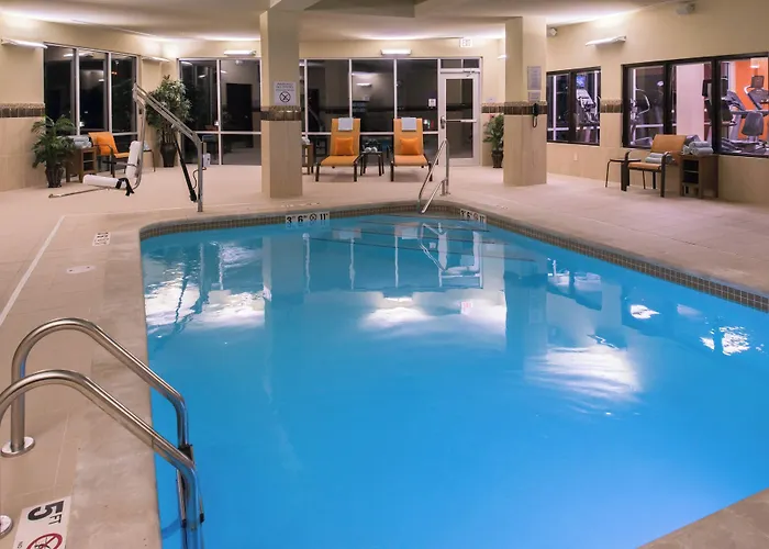 Courtyard By Marriott Hot Springs