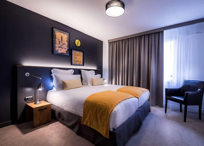 Best Western Plus Suitcase Paris La Défense