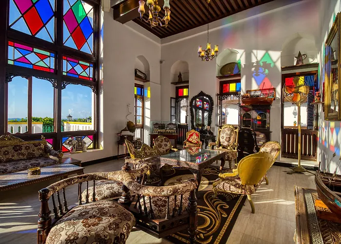 Tembo House Hotel