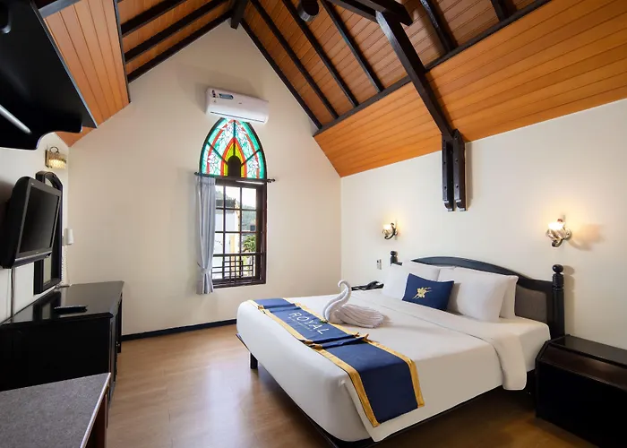Royal Hotel And Villa Batu