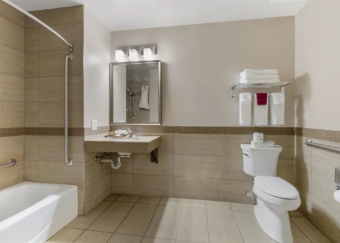 Best Western Plus Winnipeg West Headingley