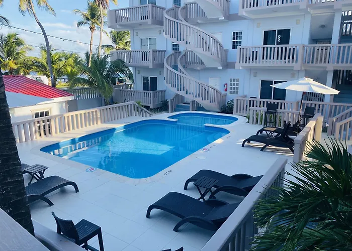 La Isla Resort