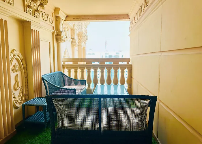Royal Rose Hotel Abu Dhabi, Curio Collection By Hilton