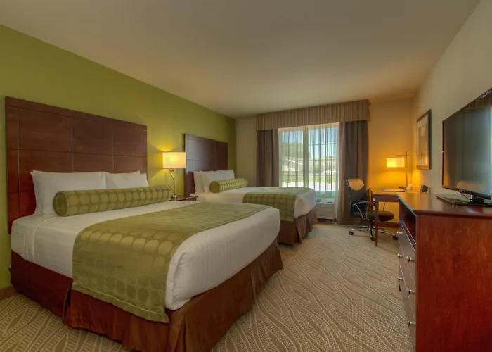Cobblestone Inn & Suites - Holyoke