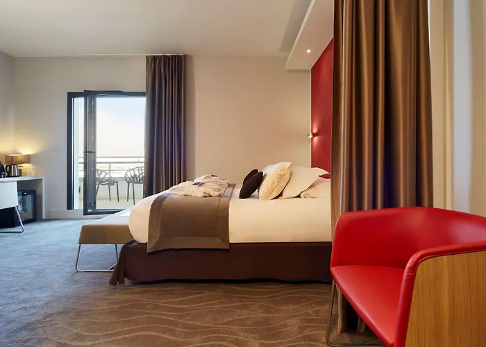 Kyriad Prestige Lyon Est - Saint Priest Eurexpo Hotel&SPA