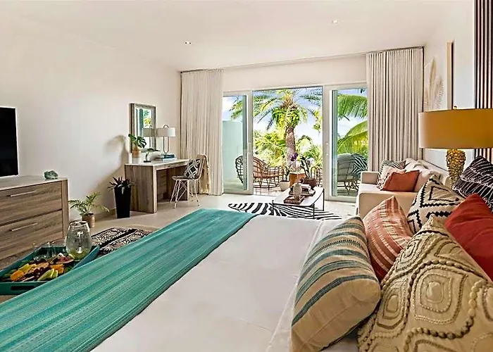 Hodges Bay Resort & Spa, An Hq Luxury Resort & Residences