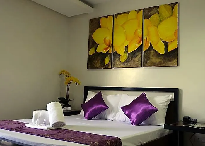The Tavern Hotel & Villas